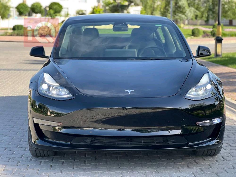 تسلا موديل 3